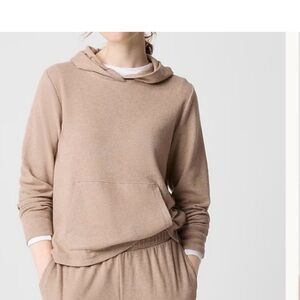 J CREW hoodie. NWT. Size SMALL.